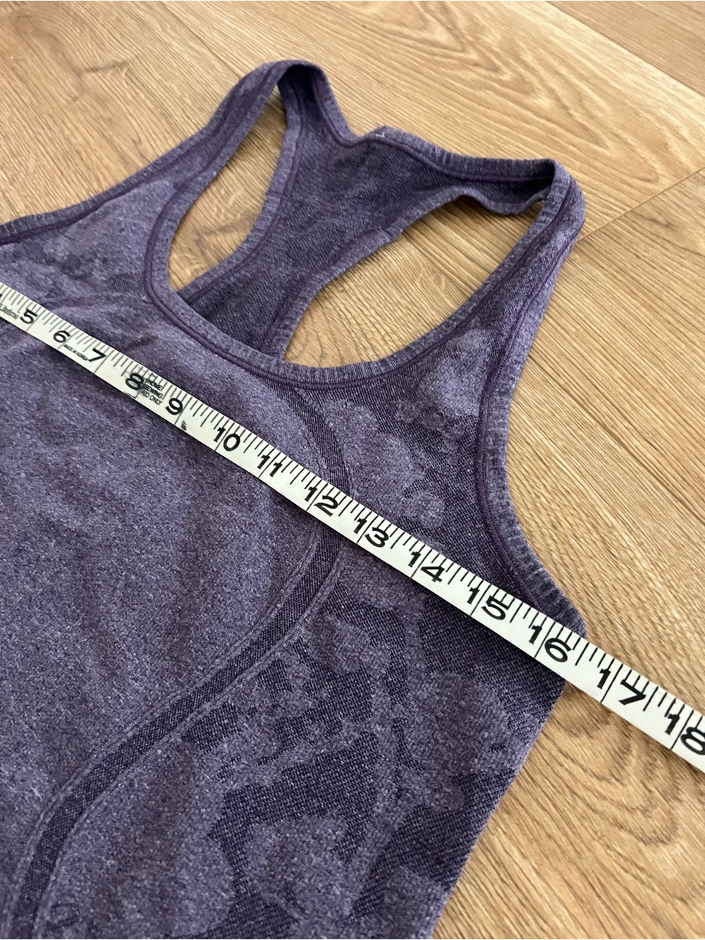 lululemon athletica Swiftly Tech Purple Camo Racerback Tank Top Women’s Size 10 - Picture 6 of 11